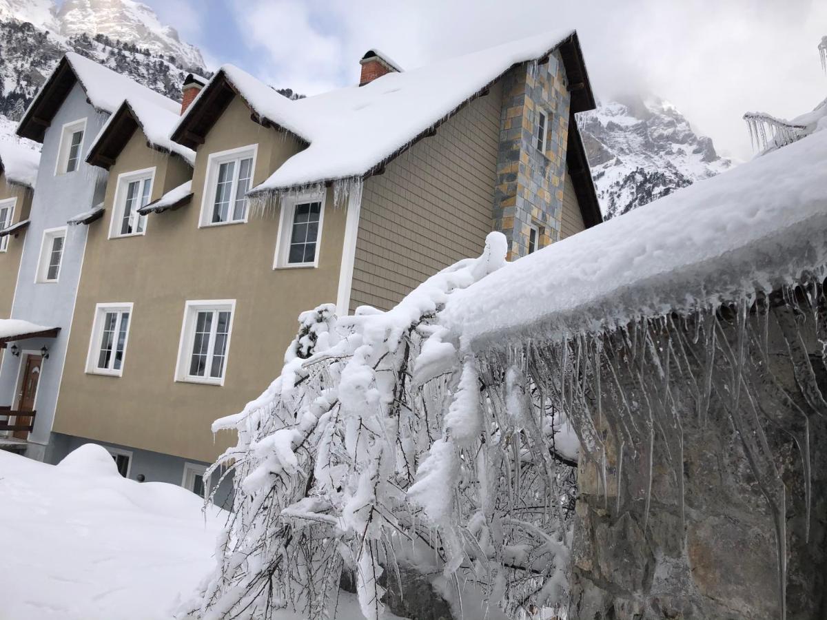 Bujtina Valbone Hotel Exterior photo